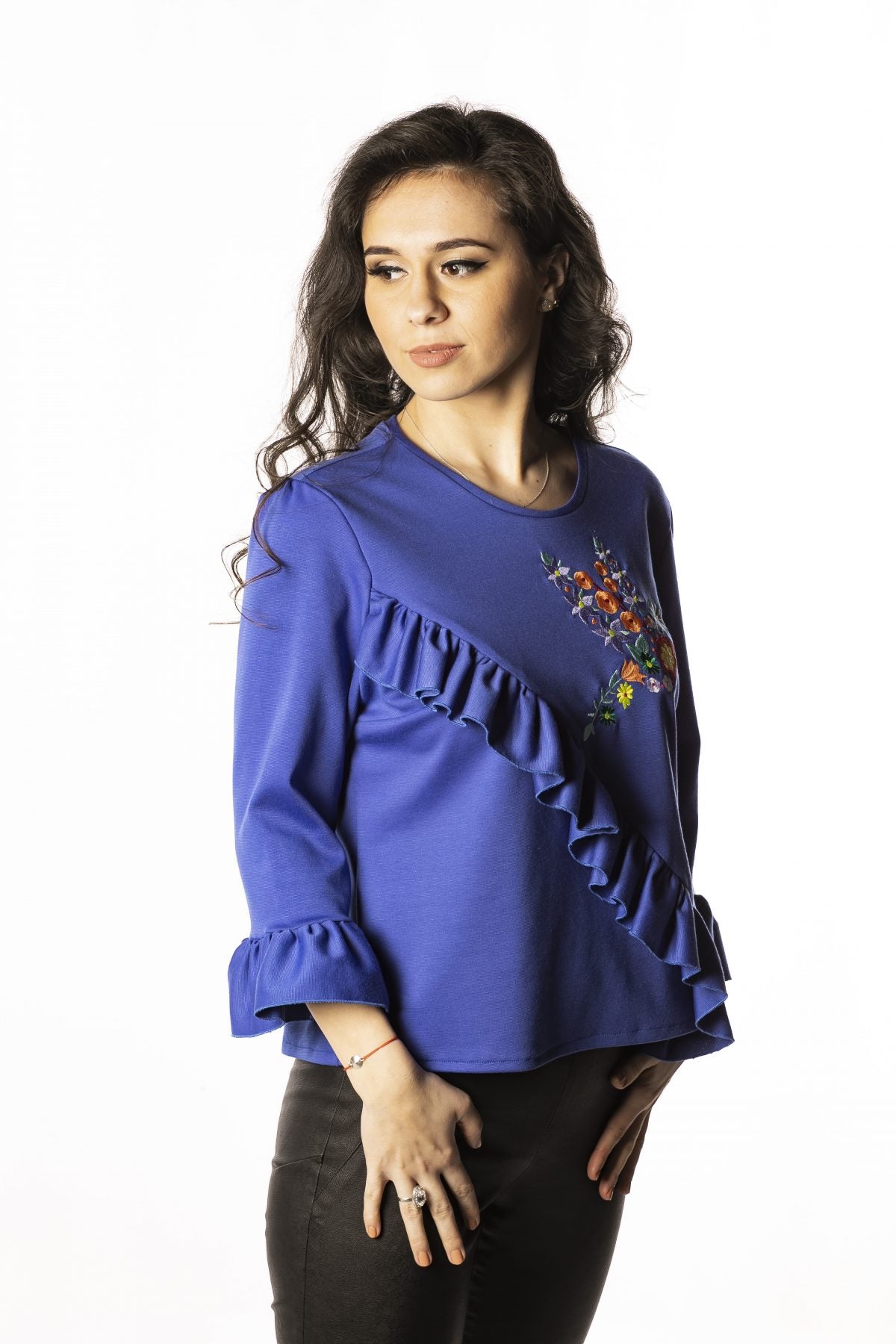 Bluză cu volănașe și broderie Mina - Imagine 3