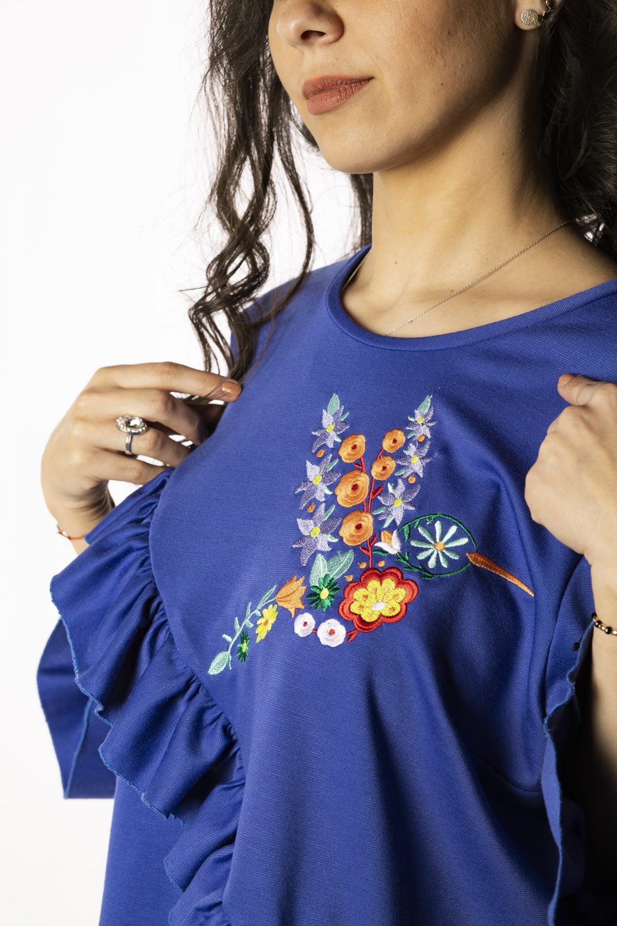 Bluză cu volănașe și broderie Mina - Imagine 4
